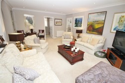 Darnhills, Radlett