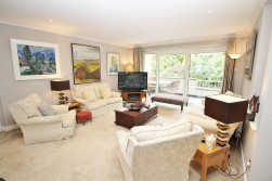 Darnhills, Radlett