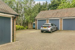 Gills Hill, Radlett