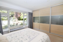 Barnet Road, Barnet