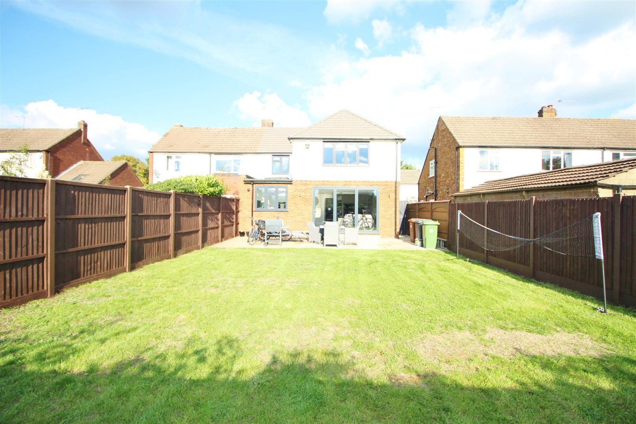 Gables Avenue, Red Road, Borehamwood