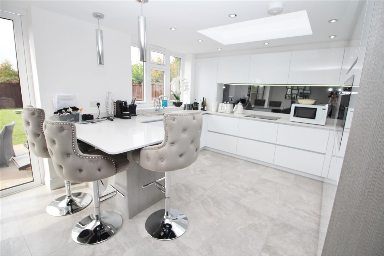 Gables Avenue, Red Road, Borehamwood