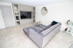 Gables Avenue, Red Road, Borehamwood