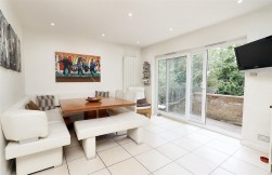 Deacons Hill Road, Elstree