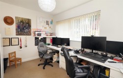 Deacons Hill Road, Elstree
