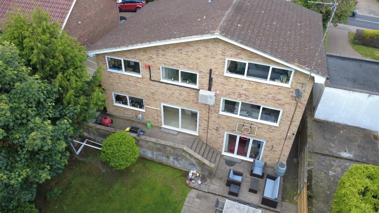 Deacons Hill Road, Elstree