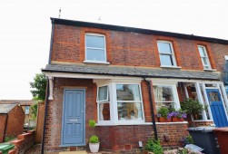 Station Road, Radlett