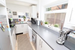 Station Road, Radlett