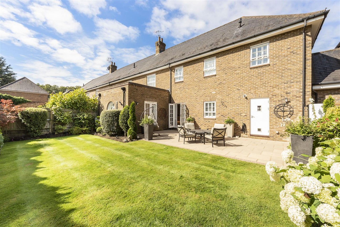 The Stables, Aldenham