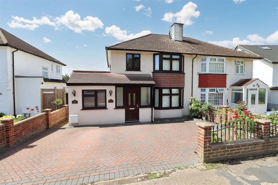 Sullivan Way, Elstree, Borehamwood