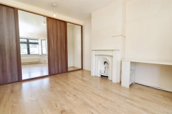 Sullivan Way, Elstree, Borehamwood