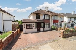 Sullivan Way, Elstree, Borehamwood