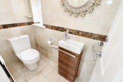 Deacons Hill Road, Elstree, Borehamwood