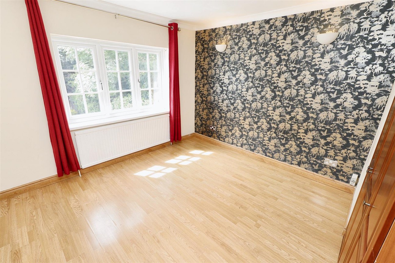 Deacons Hill Road, Elstree, Borehamwood