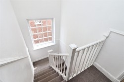 Deacons Hill Road, Elstree, Borehamwood