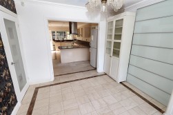 Deacons Hill Road, Elstree, Borehamwood