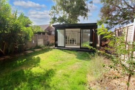 Summer Grove, Elstree, Borehamwood