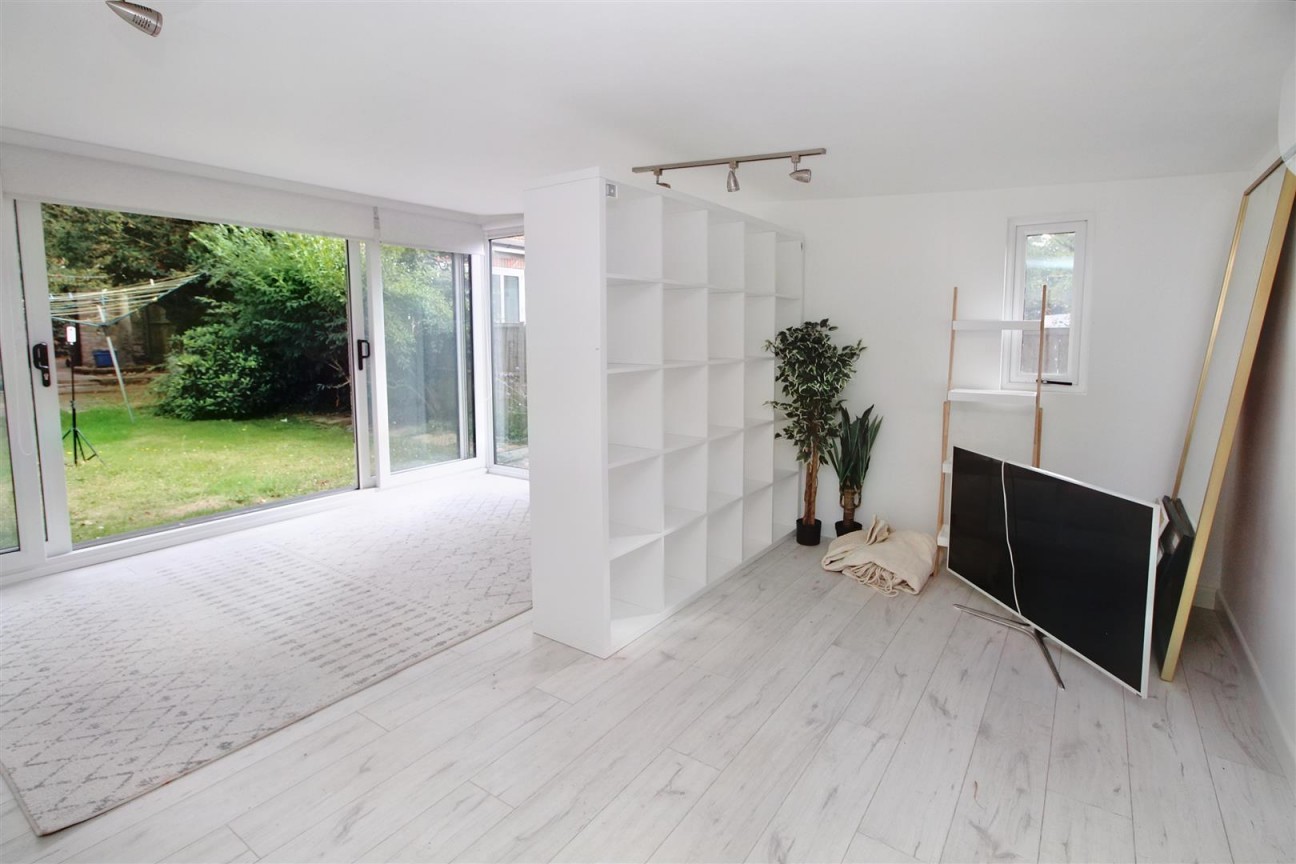 Summer Grove, Elstree, Borehamwood