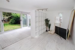 Summer Grove, Elstree, Borehamwood