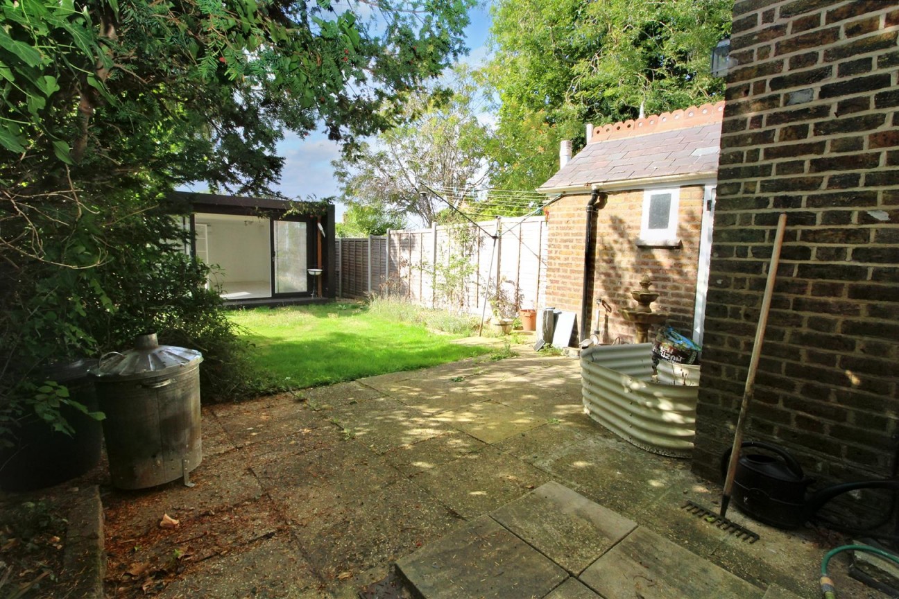 Summer Grove, Elstree, Borehamwood