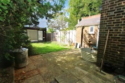 Summer Grove, Elstree, Borehamwood