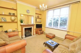 Summer Grove, Elstree, Borehamwood