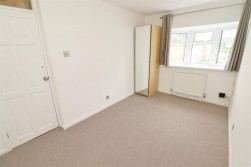 Whitehouse Avenue, Borehamwood