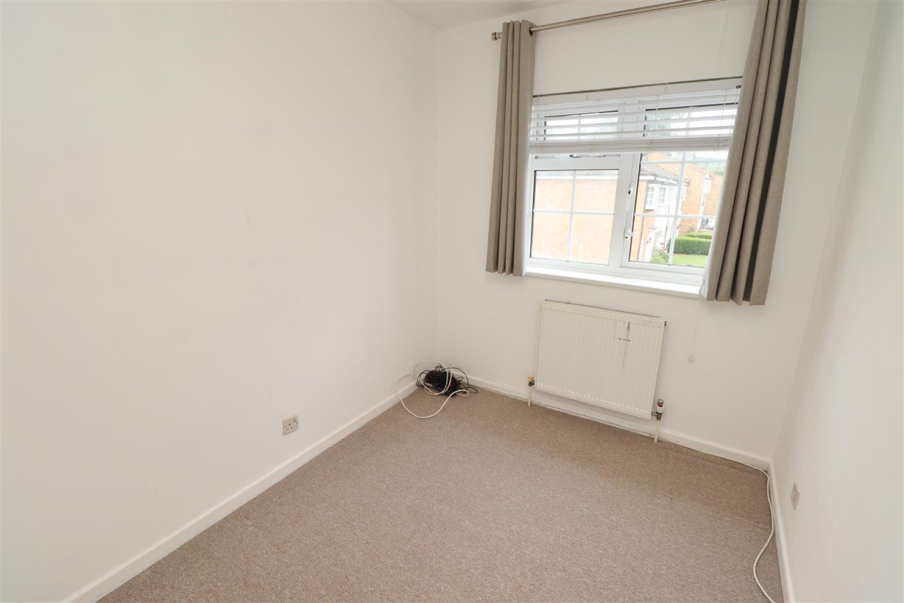 Whitehouse Avenue, Borehamwood