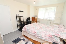 Barnet Lane, Elstree, Borehamwood