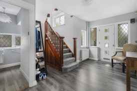 Aldenham Avenue, Radlett