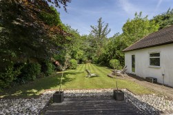 Aldenham Avenue, Radlett