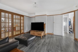 Aldenham Avenue, Radlett