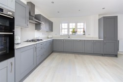 Cane Drive, Bricket Wood, St. Albans