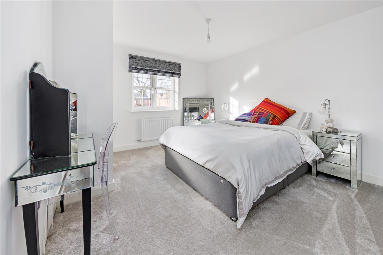Cane Drive, Bricket Wood, St. Albans