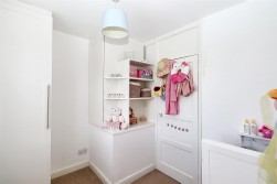 Bullhead Road, Borehamwood