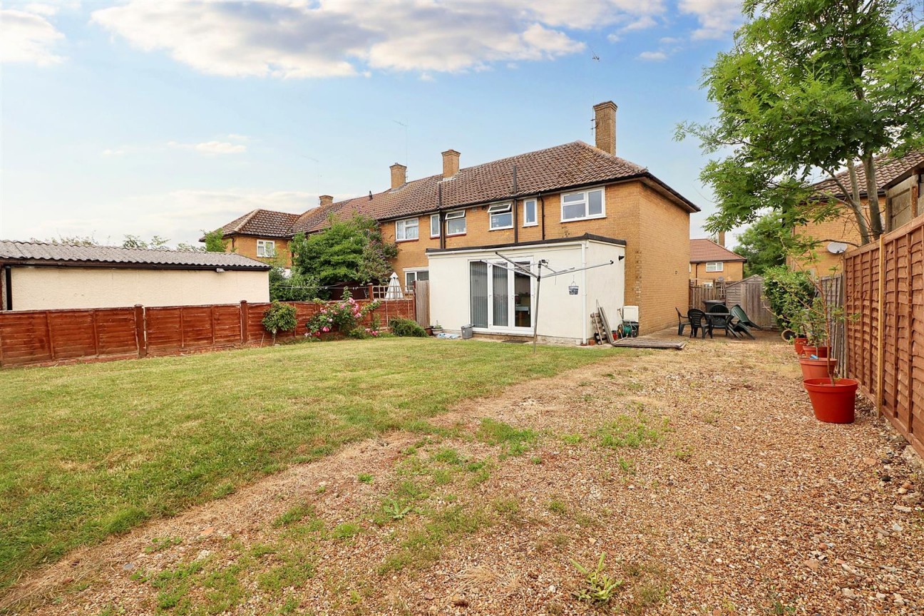 Linton Avenue, Borehamwood