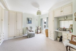 Kemprow, Aldenham
