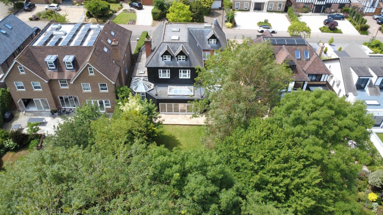 Barham Avenue, Elstree, Borehamwood
