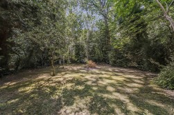 Beech Avenue, Radlett