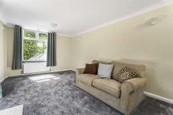Beech Avenue, Radlett