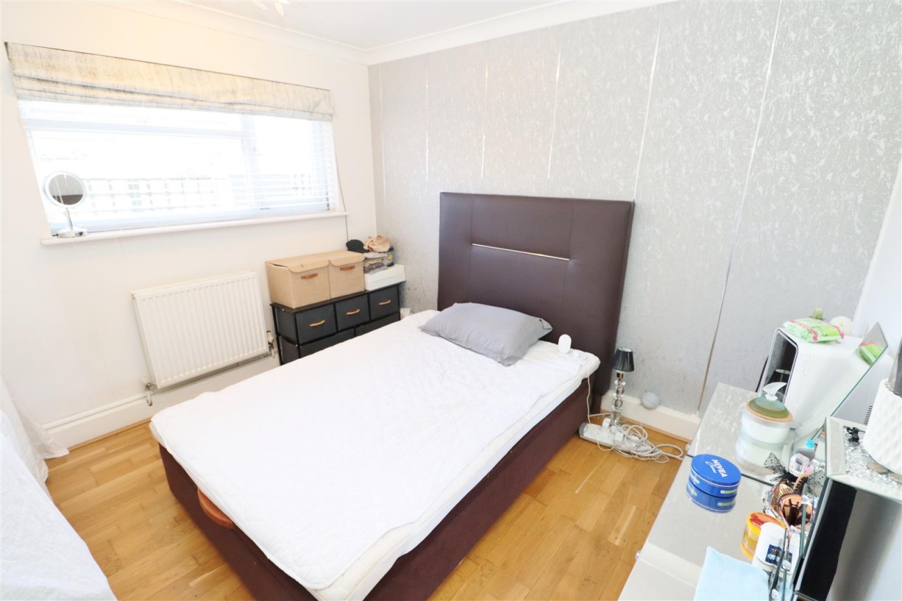 Radlett Road, Park Street, Frogmore