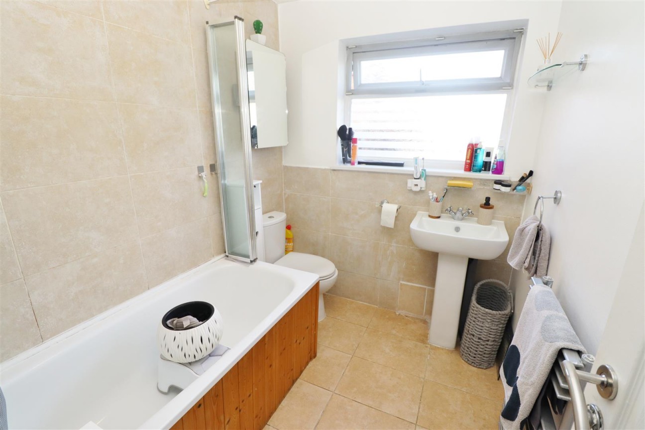 Radlett Road, Park Street, Frogmore
