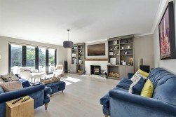 Warren Lane, Stanmore