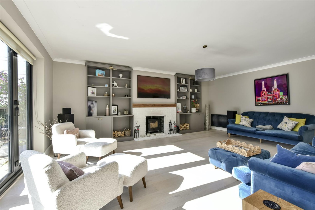 Warren Lane, Stanmore
