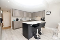 Gables Avenue, Borehamwood