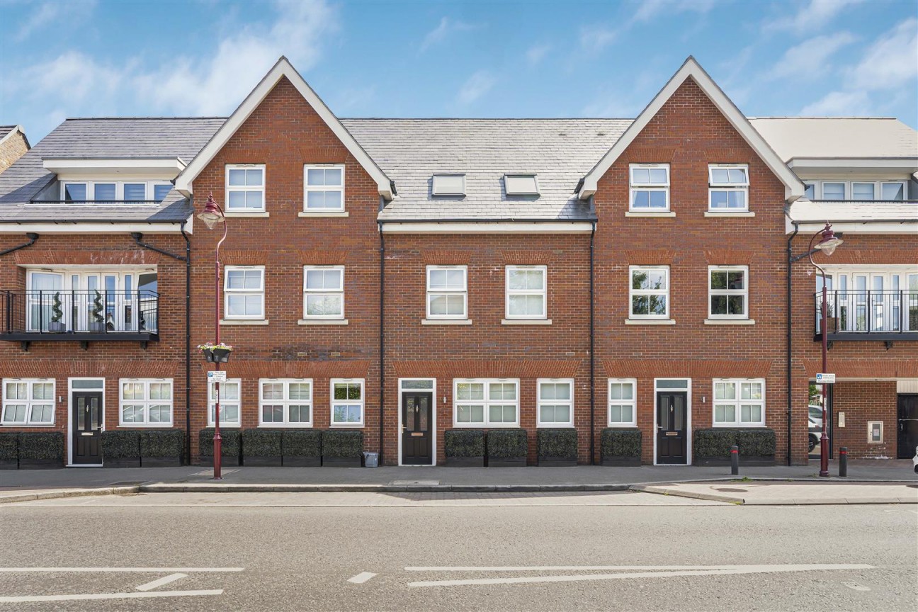 Watling Street, Radlett