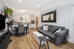 Watling Street, Radlett