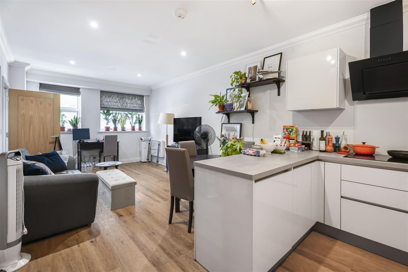 Watling Street, Radlett