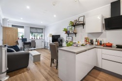 Watling Street, Radlett