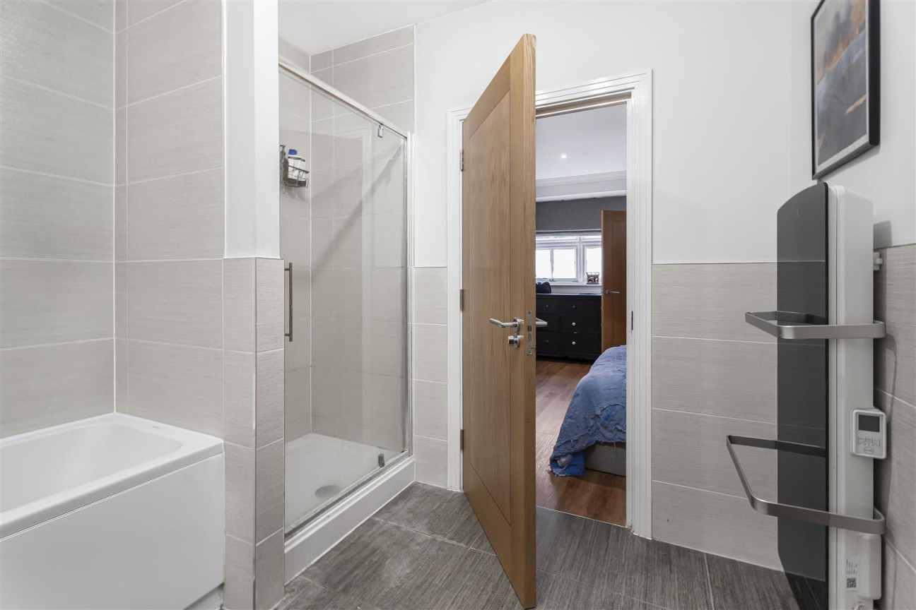 Watling Street, Radlett